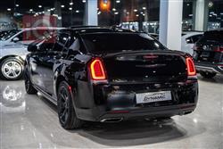 کرایسلەر 300